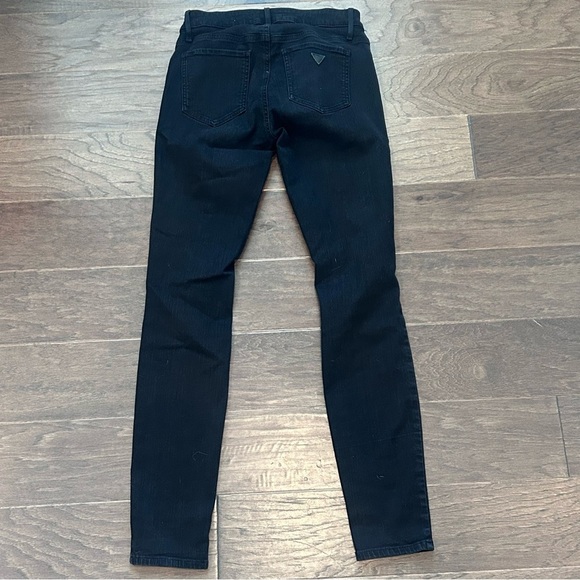 Guess Sexy Curve Distressed Skinny Black Jeans. 27 - Picture 6 of 7